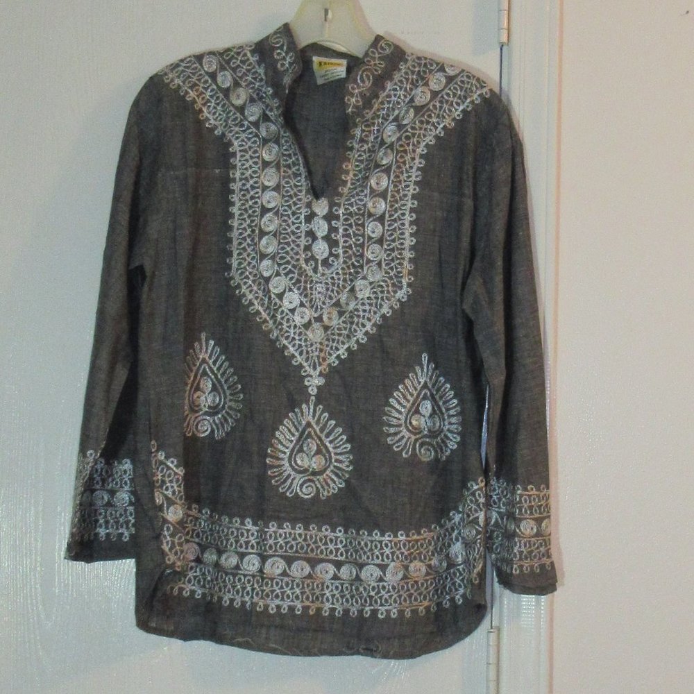 KAISER Gray Over-Blouse Top with White Embroidery Medium